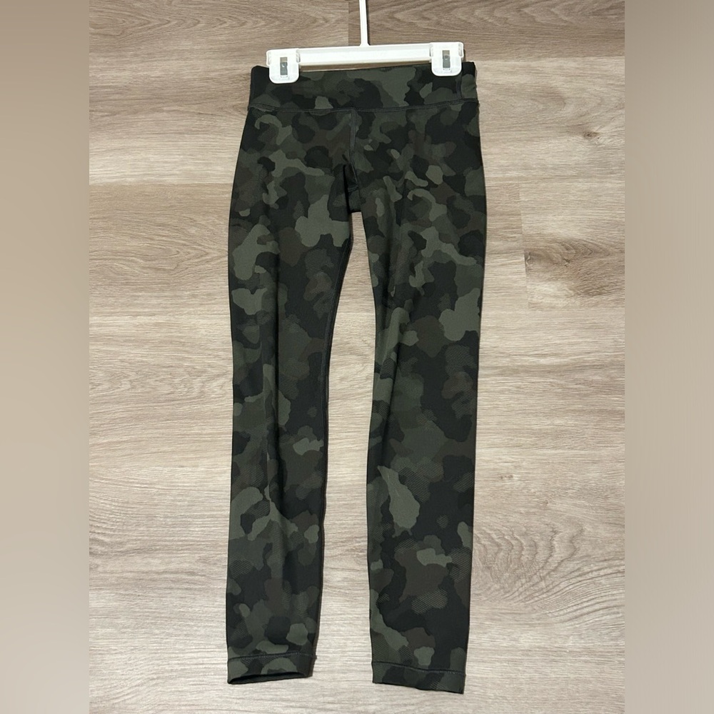Camouflage lightweight comfortable leggings